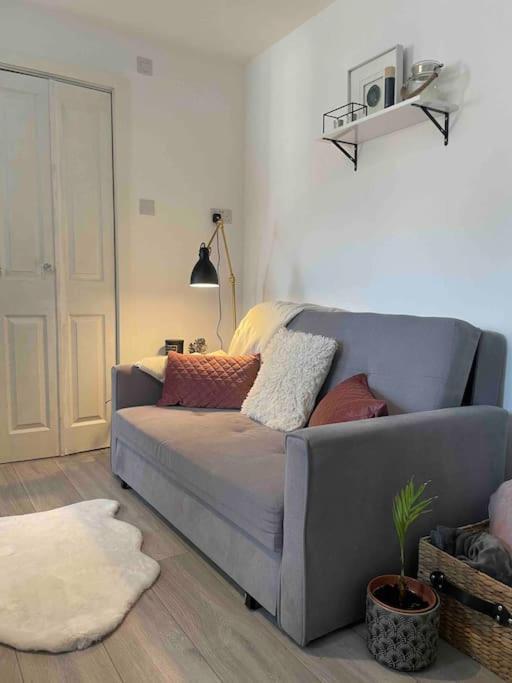 One Bedroom Putney Village Flat London Eksteriør bilde